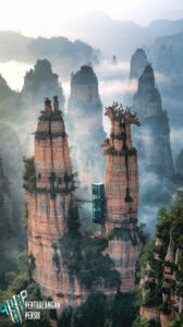Keindahan Wisata Zhangjiajie: Negeri Awan dan Tebing Menjulang
